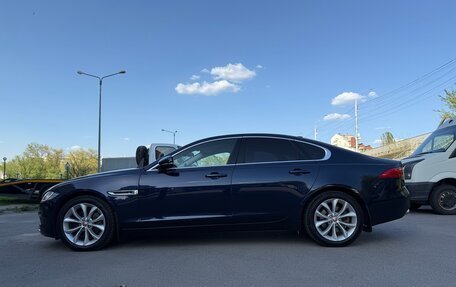 Jaguar XF II, 2017 год, 2 170 000 рублей, 8 фотография