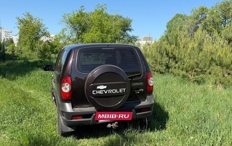 Chevrolet Niva I рестайлинг, 2013 год, 730 000 рублей, 3 фотография