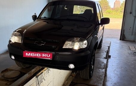 Chevrolet Niva I рестайлинг, 2013 год, 730 000 рублей, 8 фотография