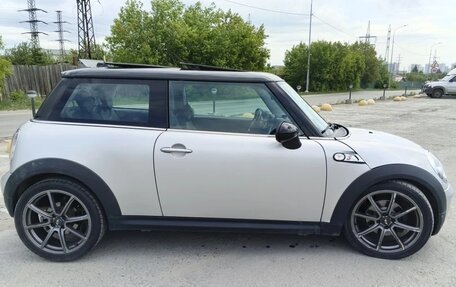 MINI Hatch, 2007 год, 700 000 рублей, 4 фотография