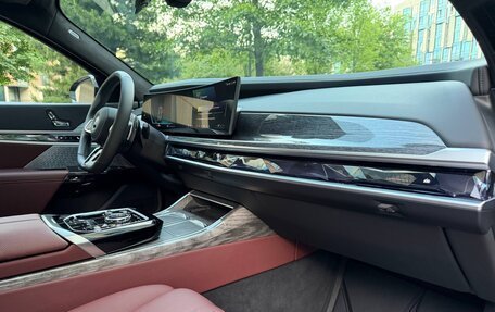 BMW 7 серия, 2023 год, 17 800 000 рублей, 29 фотография