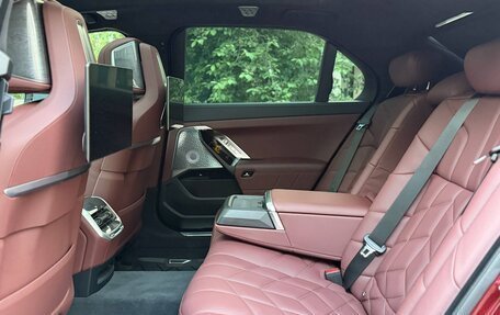 BMW 7 серия, 2023 год, 17 800 000 рублей, 34 фотография