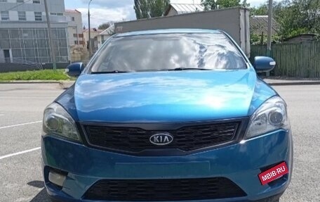 KIA cee'd I рестайлинг, 2011 год, 620 000 рублей, 11 фотография
