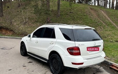 Mercedes-Benz M-Класс, 2011 год, 1 500 000 рублей, 2 фотография