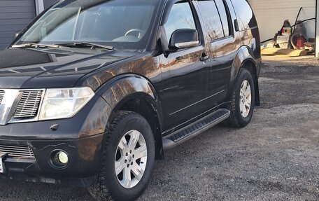 Nissan Pathfinder, 2007 год, 1 000 000 рублей, 3 фотография