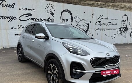 KIA Sportage IV рестайлинг, 2019 год, 2 310 000 рублей, 3 фотография