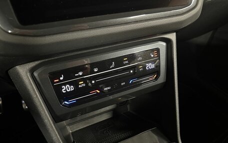 Volkswagen Tiguan II, 2022 год, 3 350 000 рублей, 23 фотография