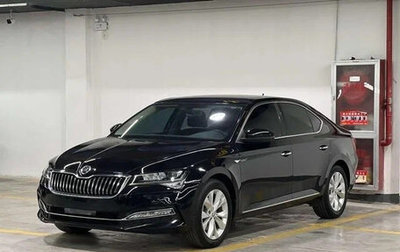Skoda Superb III рестайлинг, 2022 год, 1 640 000 рублей, 1 фотография