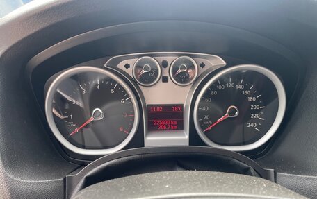 Ford Focus II рестайлинг, 2011 год, 560 000 рублей, 9 фотография