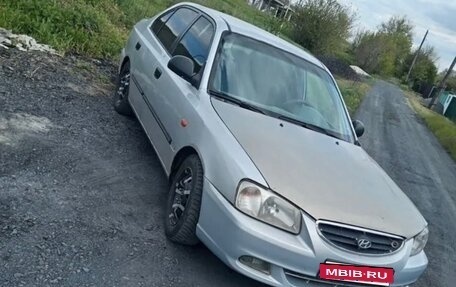 Hyundai Accent II, 2002 год, 210 000 рублей, 3 фотография