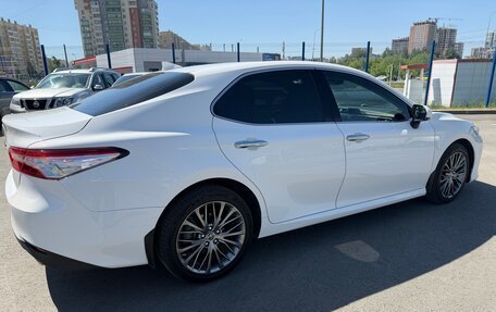 Toyota Camry, 2019 год, 2 880 000 рублей, 6 фотография