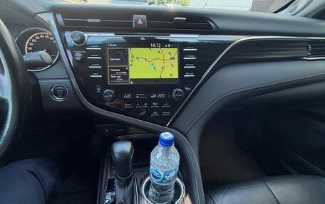 Toyota Camry, 2019 год, 2 880 000 рублей, 8 фотография
