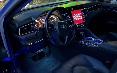 Toyota Camry, 2019 год, 2 880 000 рублей, 3 фотография