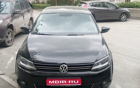 Volkswagen Jetta VI, 2013 год, 950 000 рублей, 1 фотография