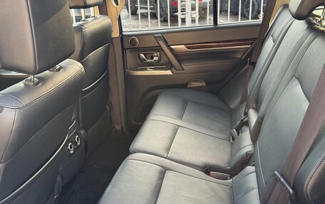 Mitsubishi Pajero IV, 2018 год, 4 800 000 рублей, 9 фотография