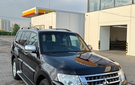 Mitsubishi Pajero IV, 2018 год, 4 800 000 рублей, 8 фотография