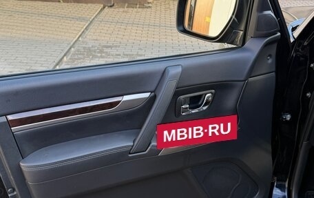 Mitsubishi Pajero IV, 2018 год, 4 800 000 рублей, 16 фотография