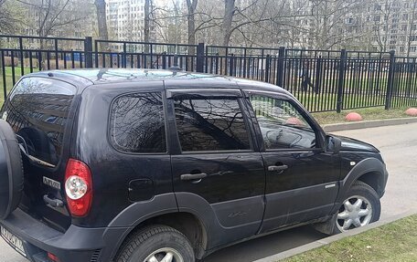 Chevrolet Niva I рестайлинг, 2011 год, 450 000 рублей, 4 фотография