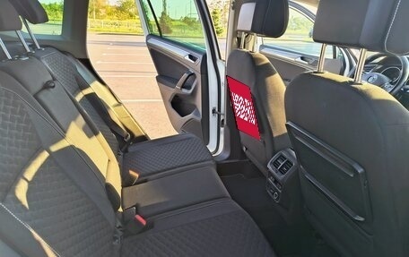 Volkswagen Tiguan II, 2018 год, 2 150 000 рублей, 11 фотография