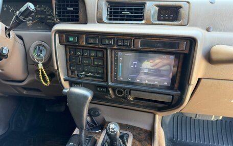 Toyota Land Cruiser 80 рестайлинг, 1996 год, 2 000 000 рублей, 40 фотография