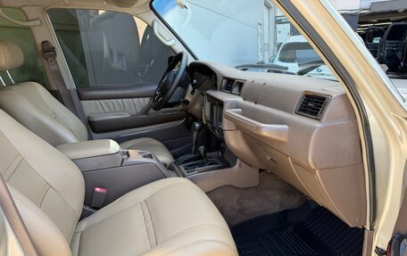 Toyota Land Cruiser 80 рестайлинг, 1996 год, 2 000 000 рублей, 37 фотография