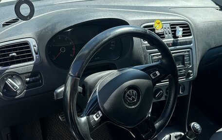 Volkswagen Polo VI (EU Market), 2016 год, 1 100 000 рублей, 12 фотография