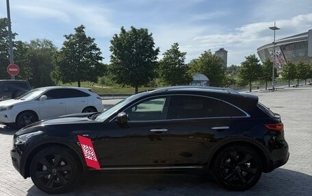 Infiniti QX70, 2014 год, 3 100 000 рублей, 9 фотография
