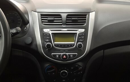 Hyundai Solaris II рестайлинг, 2013 год, 849 000 рублей, 15 фотография