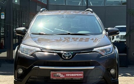 Toyota RAV4, 2018 год, 2 490 000 рублей, 4 фотография