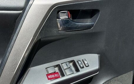 Toyota RAV4, 2018 год, 2 490 000 рублей, 16 фотография