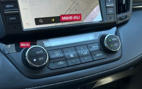 Toyota RAV4, 2018 год, 2 490 000 рублей, 23 фотография