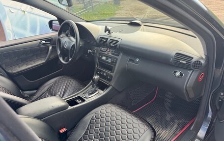Mercedes-Benz C-Класс, 2004 год, 380 000 рублей, 6 фотография