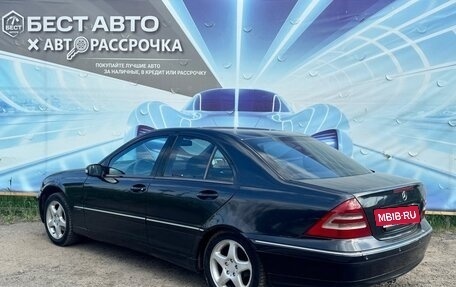 Mercedes-Benz C-Класс, 2004 год, 380 000 рублей, 3 фотография