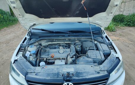 Volkswagen Jetta VI, 2012 год, 850 000 рублей, 4 фотография