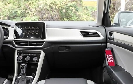 Volkswagen T-Roc I, 2026 год, 2 250 000 рублей, 12 фотография