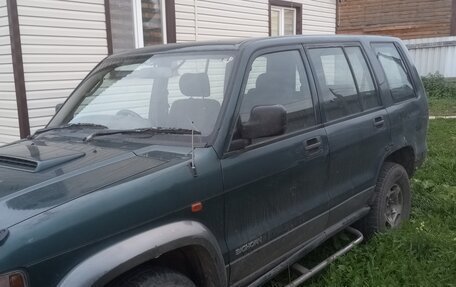Isuzu Bighorn II, 1995 год, 350 000 рублей, 1 фотография