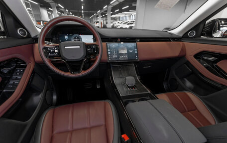 Land Rover Range Rover Evoque II, 2025 год, 5 800 000 рублей, 11 фотография
