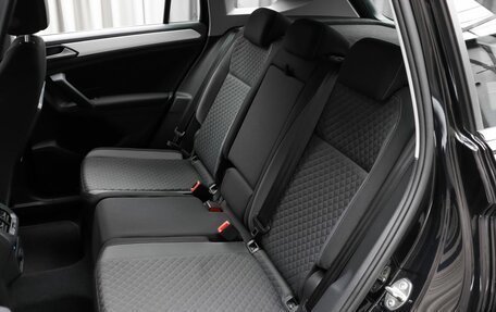 Volkswagen Tiguan II, 2019 год, 2 849 000 рублей, 11 фотография