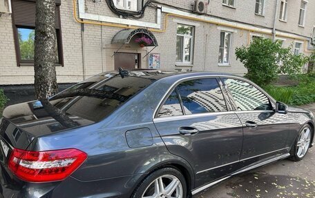 Mercedes-Benz E-Класс, 2010 год, 1 600 000 рублей, 10 фотография
