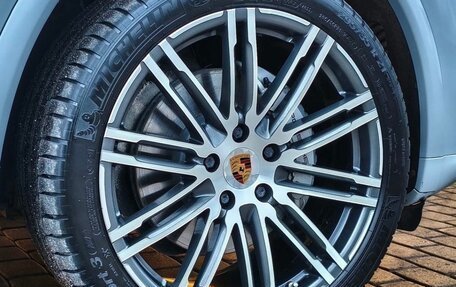 Porsche Cayenne III, 2015 год, 3 300 000 рублей, 9 фотография
