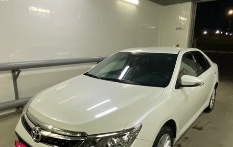 Toyota Camry, 2018 год, 2 369 000 рублей, 3 фотография
