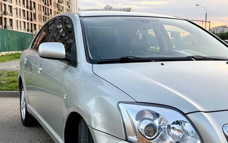 Toyota Avensis III рестайлинг, 2003 год, 530 000 рублей, 15 фотография