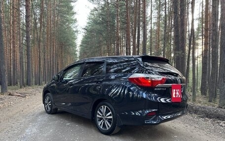 Honda Shuttle II, 2017 год, 1 300 000 рублей, 20 фотография