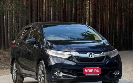 Honda Shuttle II, 2017 год, 1 300 000 рублей, 34 фотография
