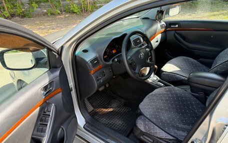 Toyota Avensis III рестайлинг, 2006 год, 850 000 рублей, 14 фотография