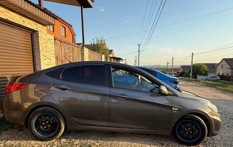 Hyundai Solaris II рестайлинг, 2013 год, 790 000 рублей, 2 фотография