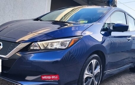 Nissan Leaf II, 2021 год, 2 450 000 рублей, 3 фотография