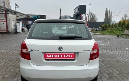 Skoda Fabia II, 2014 год, 1 050 000 рублей, 4 фотография