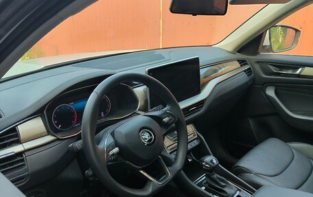 Skoda Kodiaq I, 2023 год, 3 800 000 рублей, 2 фотография