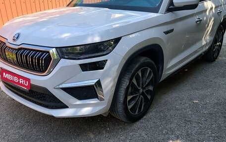 Skoda Kodiaq I, 2023 год, 3 800 000 рублей, 19 фотография